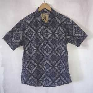 Button down short sleeve shirt